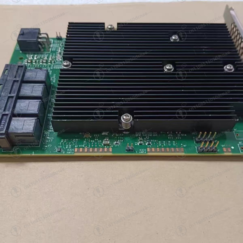 Tarjeta LSI SAS 9300 16I 12Gb  - Lsi 9300 16I Hba It Mode reseña y precio
